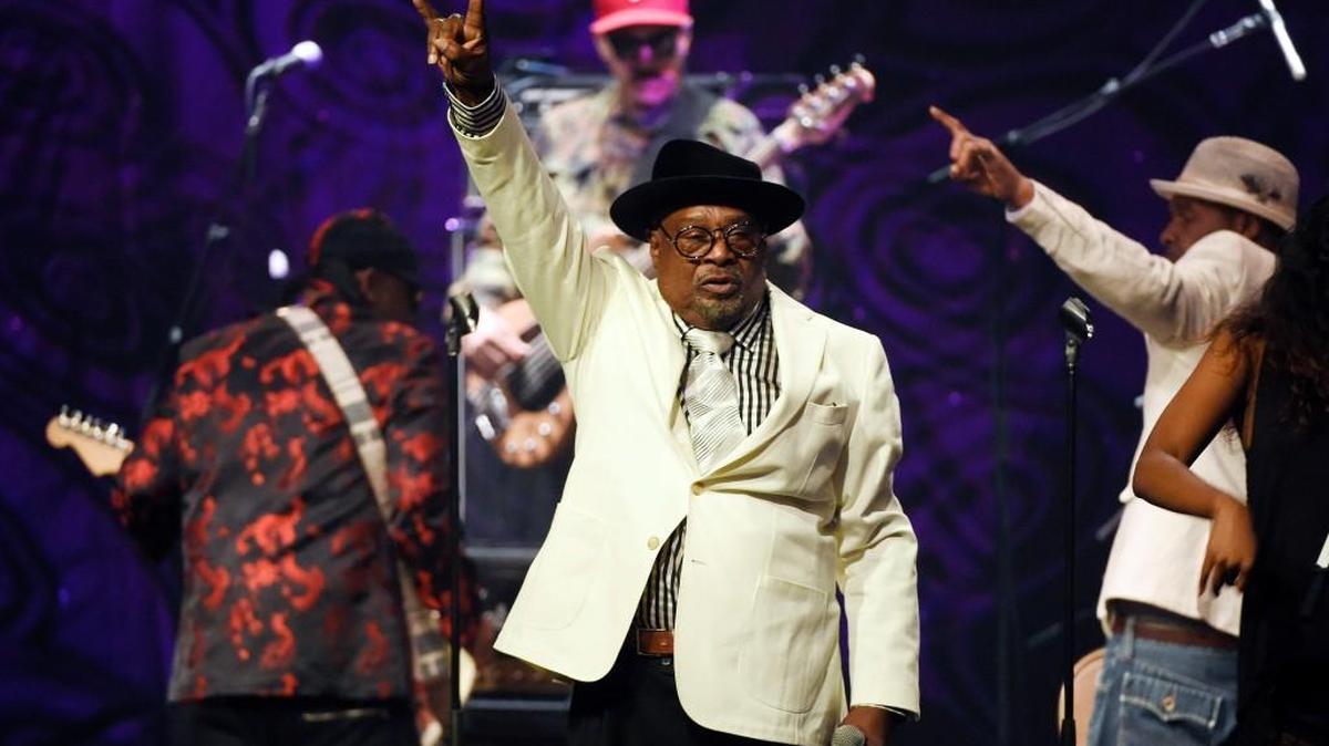 George Clinton, center, and the Parliament Funkadelic perform during EBONY magazine's 30th Annual Power 100 Gala at the Beverly Hilton on Wednesday, Dec. 2, 2015, in Beverly Hills, Calif.