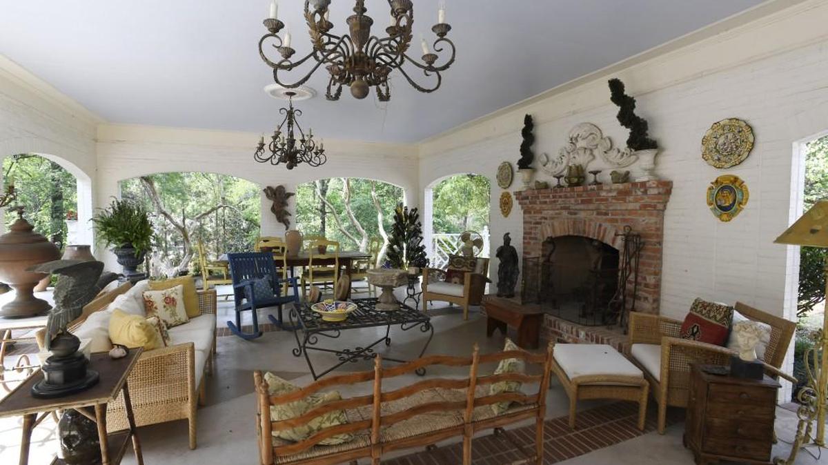 Jake Ferro’s garden, one of the stops on the tour, “is an enormous, multi-layered, north Macon property that boasts a fountain, gazebo, sculpture, children’s play and tree houses, and a charming loggia fitted for outdoor living, along with outstanding plantings,” said Hay House director Jonathan Poston.