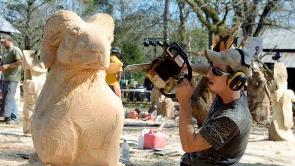 See live demonstrations of chainsaw carving at the Chaptacular Chainsaw Carving Bash in Gray.