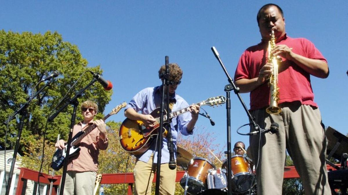 The People’s Republic of Funk perform during the Oct. 21, 2006, Arts on Riverdale Jazz & Arts Festival along Riverdale Drive in Macon.