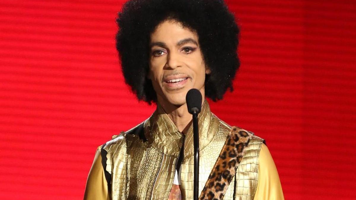 Prince presents the award for favorite album - soul/R&B at the American Music Awards in Los Angeles in November 2015. His performance at the Fox Theatre in Atlanta in April 14 turned out to be his final concert stop.