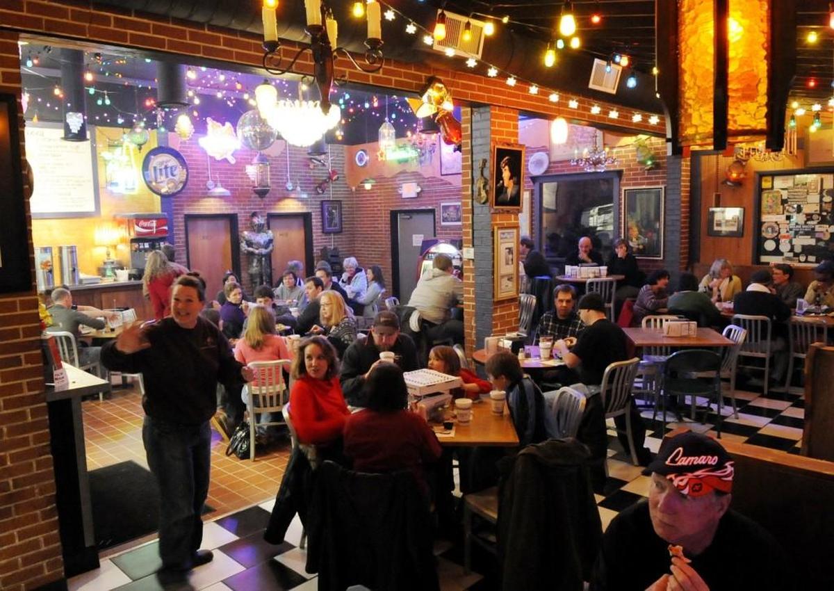 Ingleside Village Pizza is a great neighborhood restaurant for families.