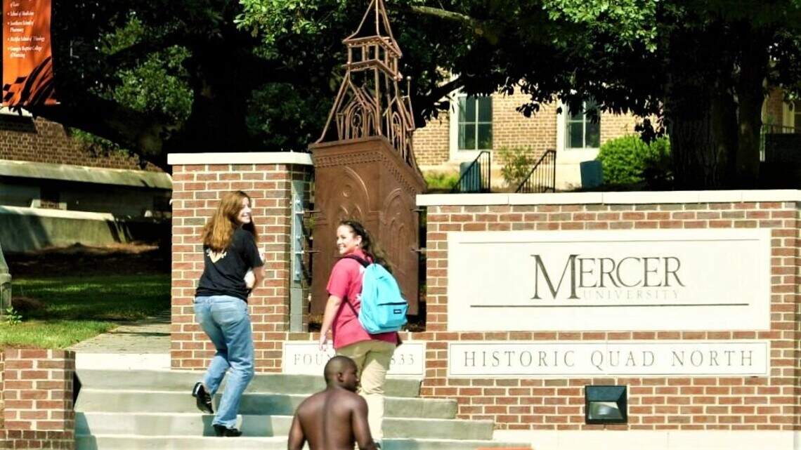 Mercer Sign Niche ranks Mercer as fourth best college in Georgia | Macon Telegraph