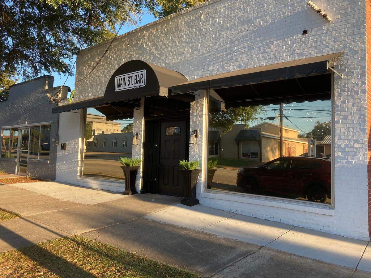 Main St. Bar, a family-owned, upscale bar at 740 Main St. in downtown Perry, is expected to open by Dec. 1 after being delayed due to the COVID-19 pandemic.