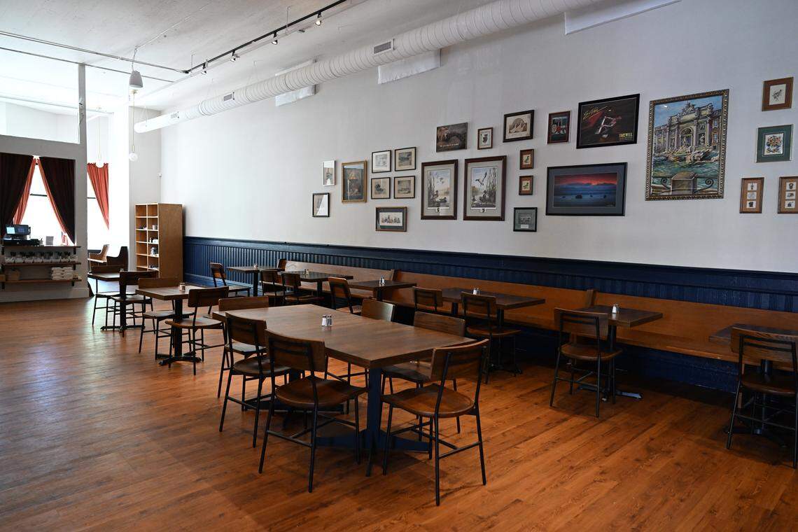 J. Reid’s Tavern is located off of the Cotton Avenue Plaza in downtown Macon in the former Bibb Music Center. 