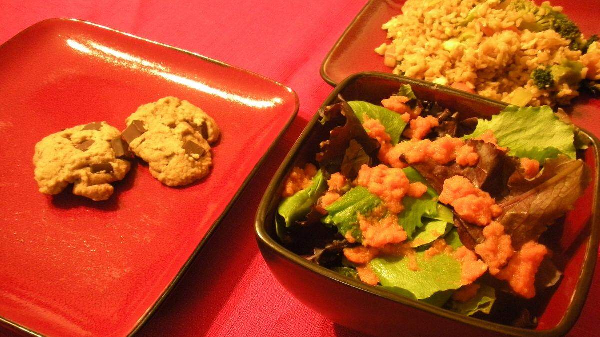 SPECIAL TO THE TELEGRAPH
The holiday season is no excuse for throwing healthy eating aside. Fill up with healthy food before you eat that sweet treat.