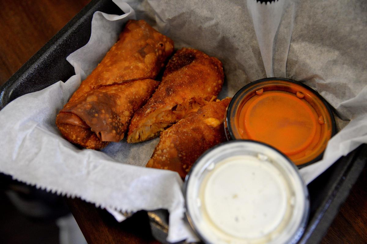Reporter Jenna Eason ordered the buffalo chicken egg rolls from Cashman’s Pub for this week’s social distancing version of #FoodieFriday.