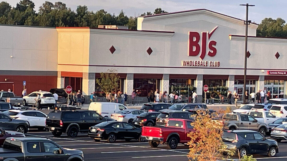 People line up early Friday, Sept. 12, 2025, for the opening of the new BJ’s Wholesale Club in Warner Robins. The line stretched across the front of the club and around the corner but moved quickly once the doors opened at 8 a.m.