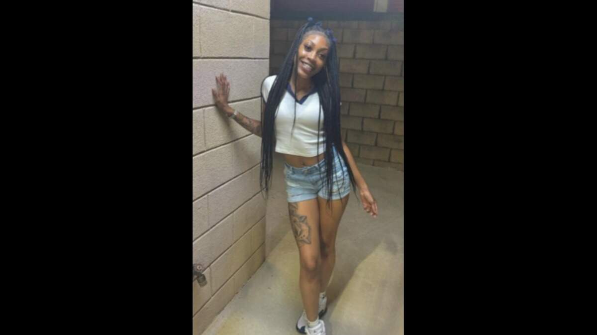 Rekeymia Shatayla Henley, 21, is wanted in connection to a Macon triple homicide, according to the Bibb County Sheriff’s Office.