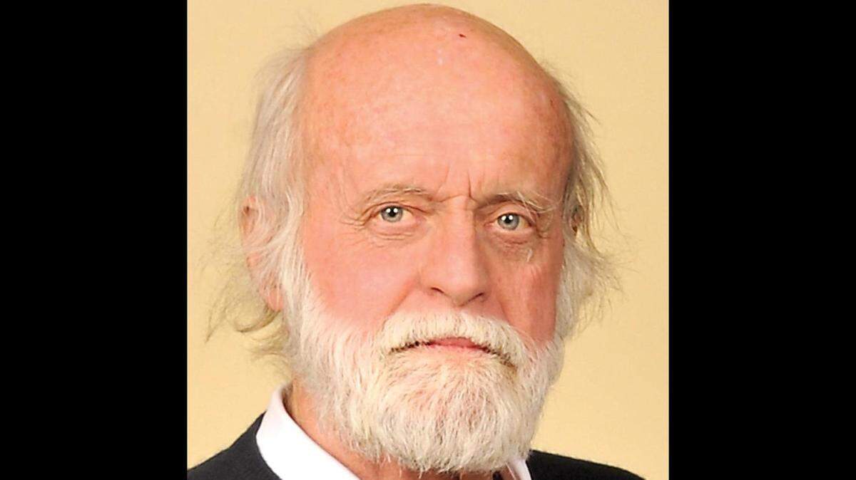 Larry Fennelly