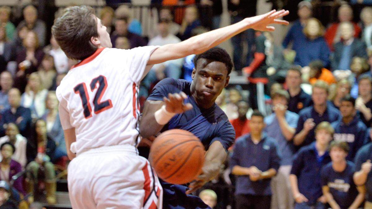 Stratford's Quintez Cephus, right, and the Eagles have a showdown with Wilkinson County on Tuesday.