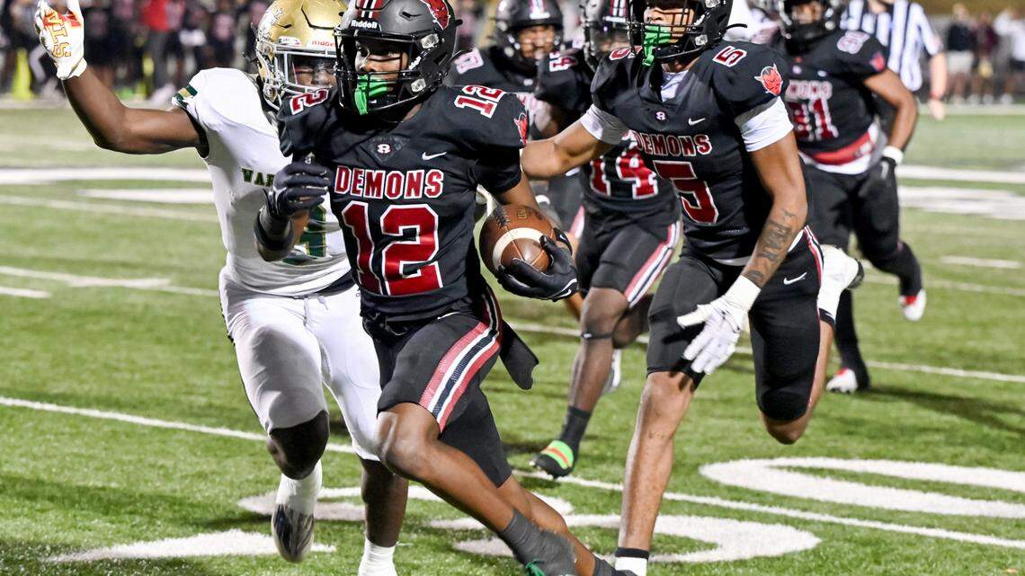 GA high school football playoffs scores: Warner Robins beats Ware County in heart-stopper