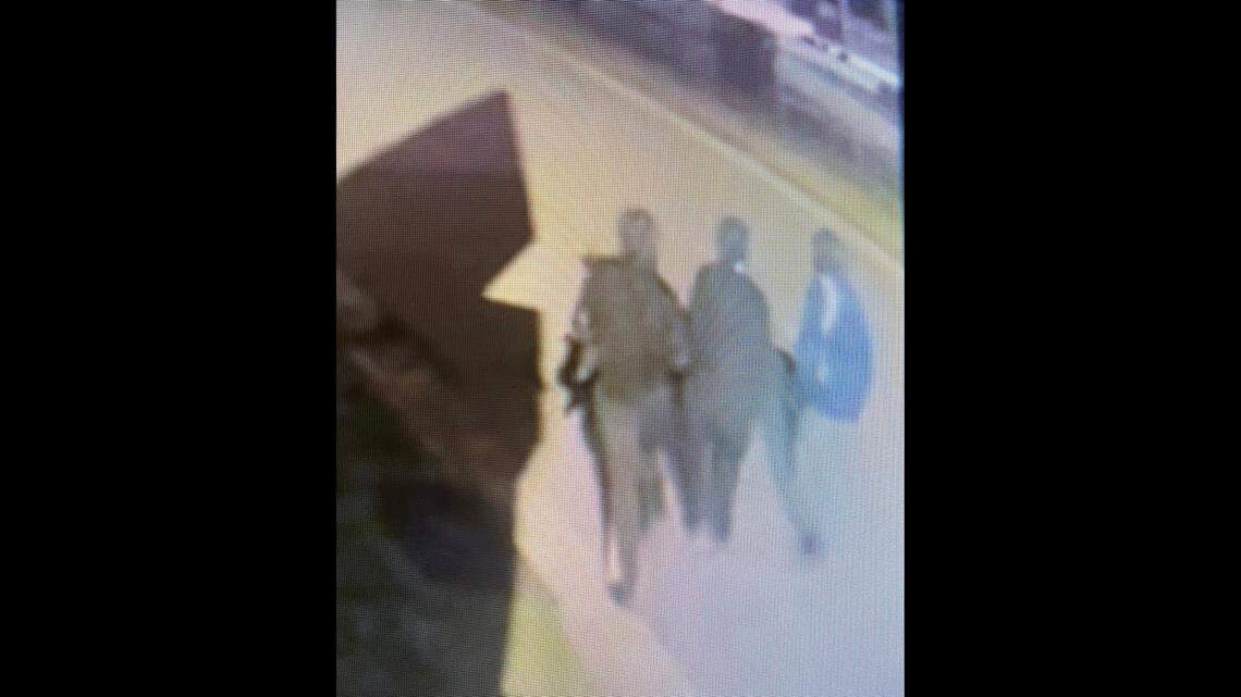 Suspects pulled guns on Macon store clerk, fled with money, sheriff’s office says