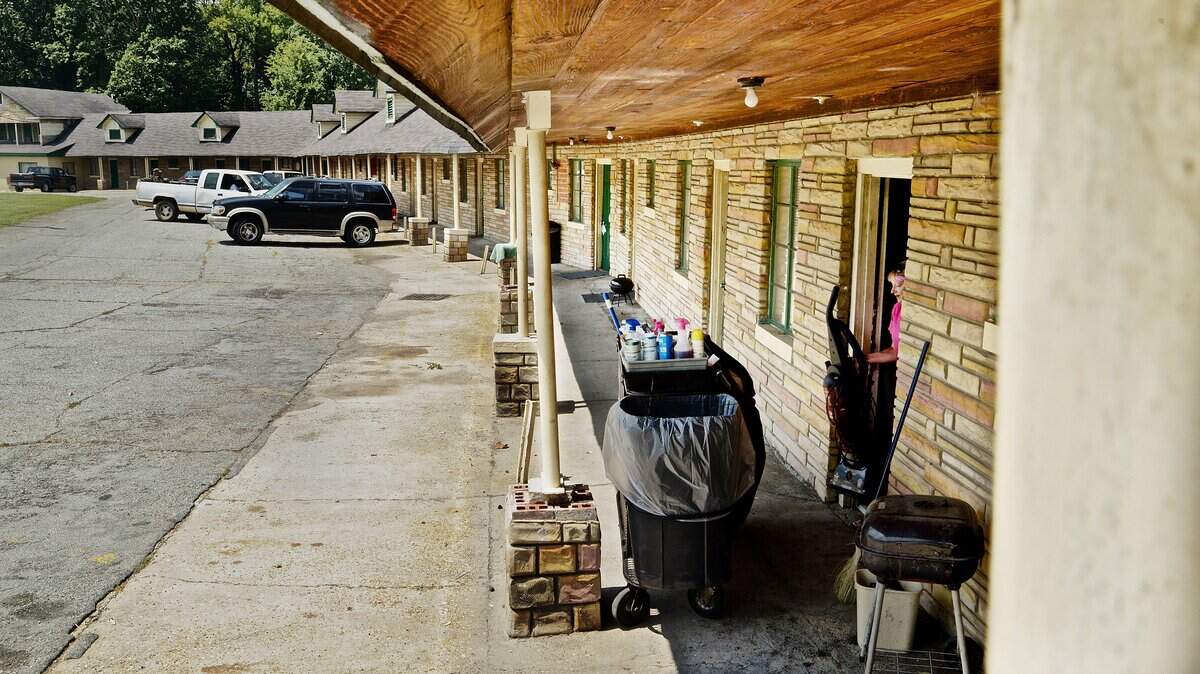 The Magnolia Court Motel in south Macon.