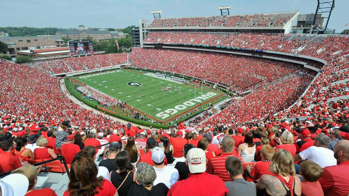 Georgia’s Sanford Stadium returns to full capacity for the 2021 season.