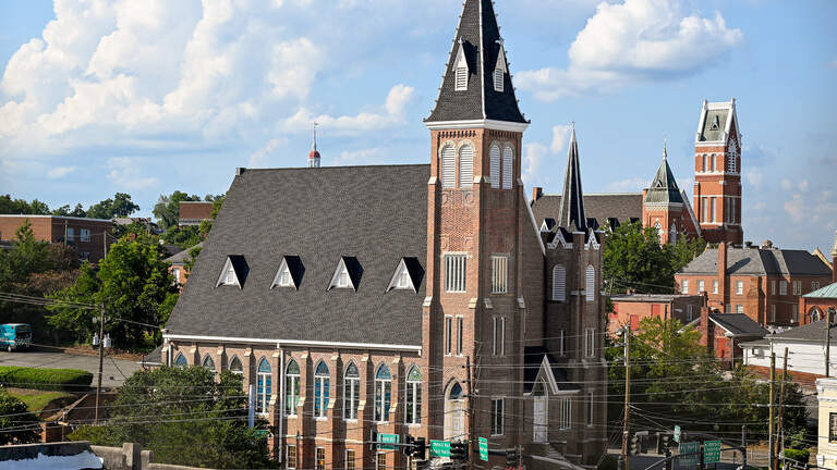 Two Macon churches, alike but different, celebrate unity on 200th anniversary
