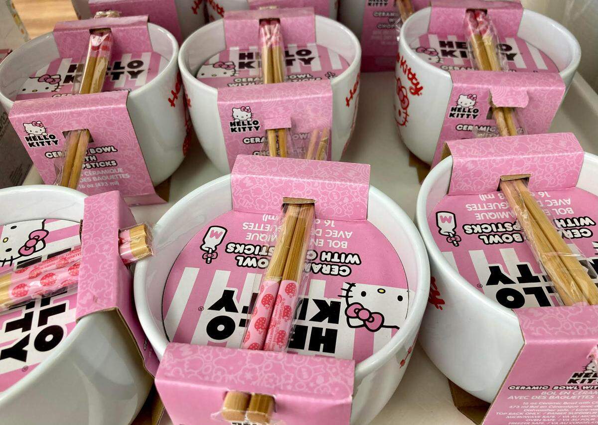 Hello Kitty ceramic bowls with chopsticks at Elena’s Noodle Bar in Warner Robins.