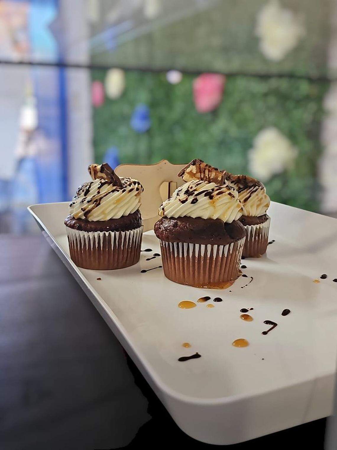 Snickers Cupcakes at Sweet Affairz in Macon