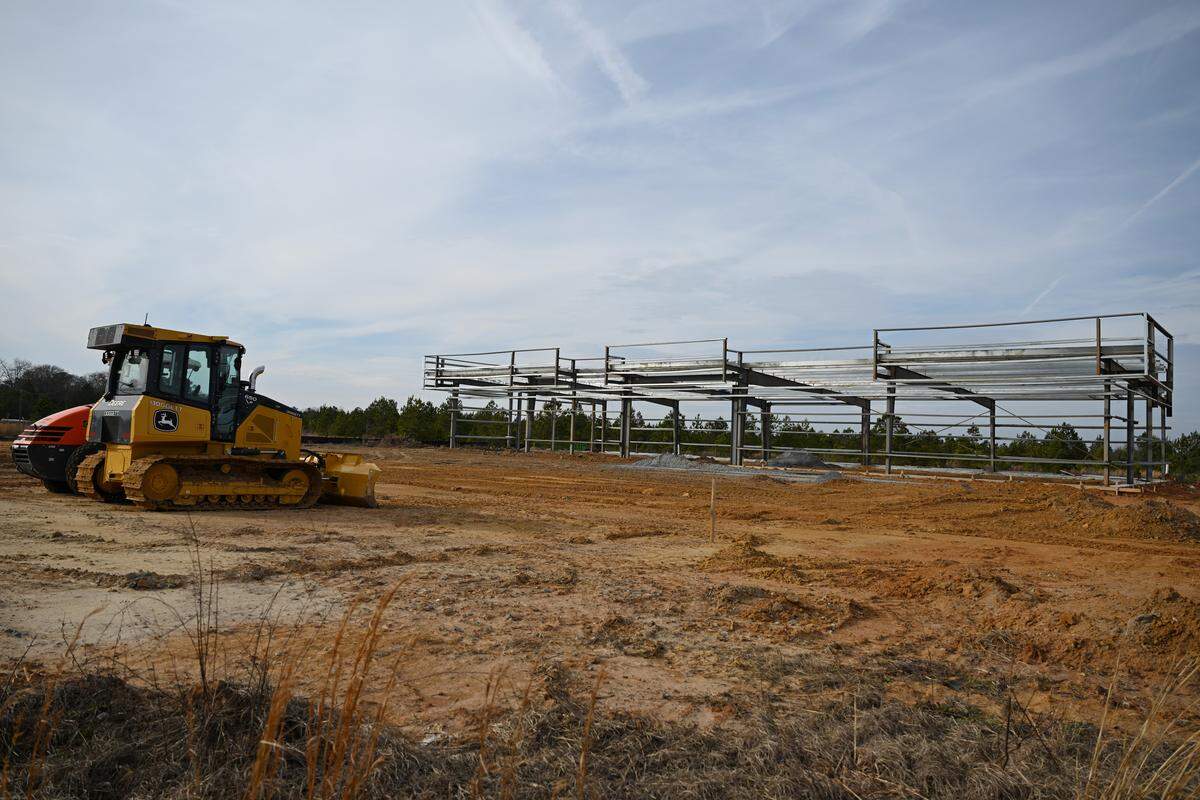 The first of six Beef ‘O’ Brady’s coming to Middle Georgia is going up at 4617 Hartley Bridge Road. The new build will also house a Huey Magoo’s.