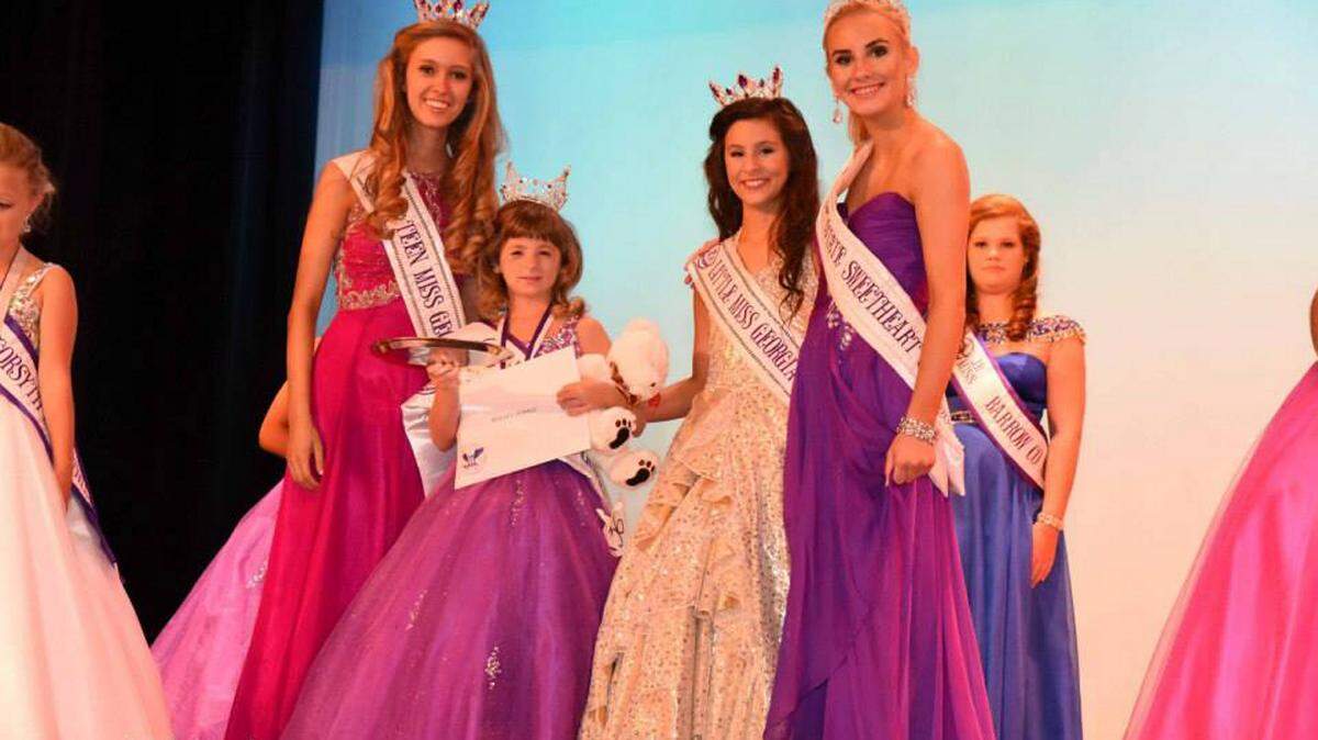 Kelsey Norris, second from left, has made friends of all ages during her pageant participation. 