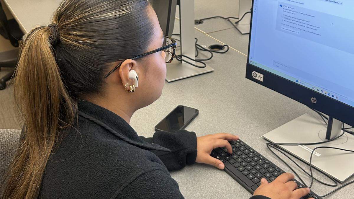 Central Georgia Technical College has been awarded $3.9 million in federal funds to support and enhance new artificial intelligence (AI) teaching and learning tools on campus.