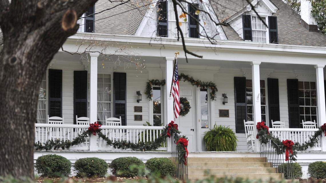 Calendar of Middle Georgia arts and entertainment events from Dec. 13