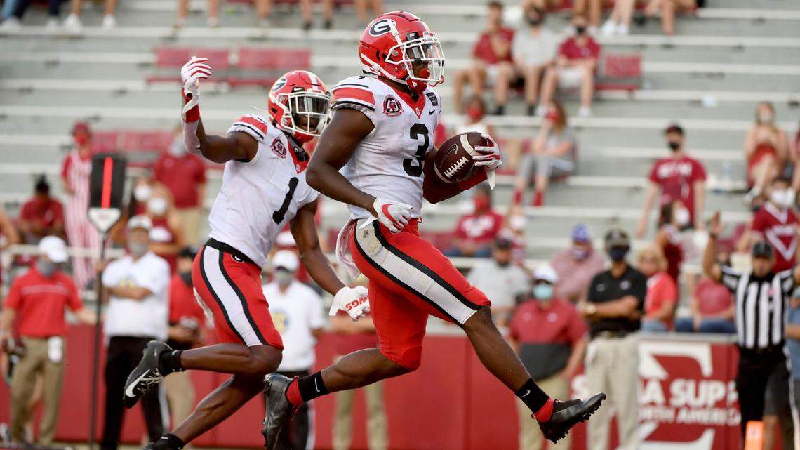 It might not be the smash-mouth Bulldogs you’re used to, but UGA run game is evolving