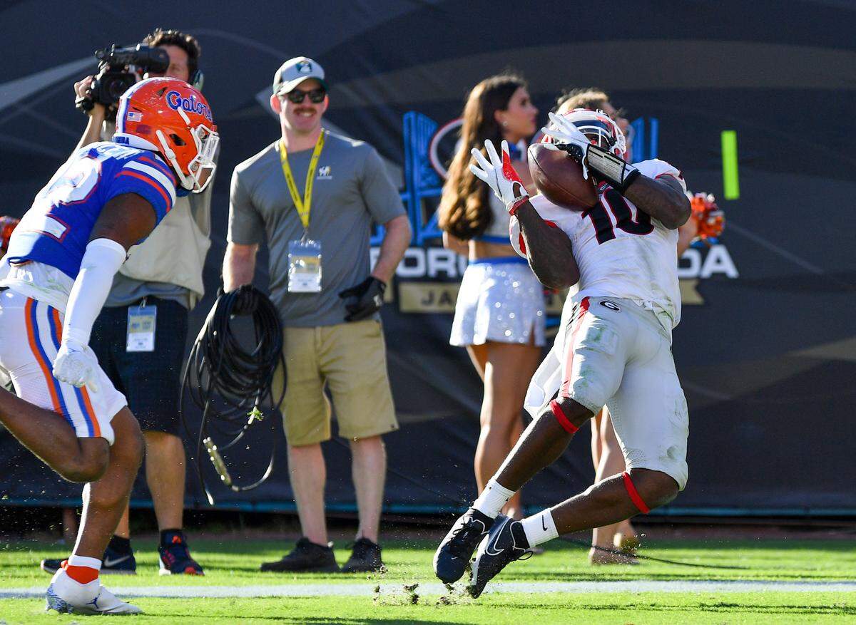 DONN RODENROTH,Jacksonville, Florida, 10/30/2021: Kearis Jackson for a Ga touchdown