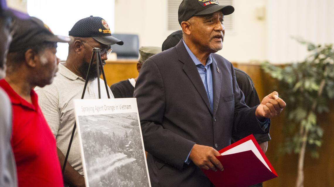 Ellis calls on Congress to expand Agent Orange coverage to all Vietnam vets 