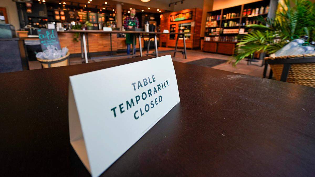 Starbucks locations in Macon, Warner Robins close dining rooms as COVID cases spike