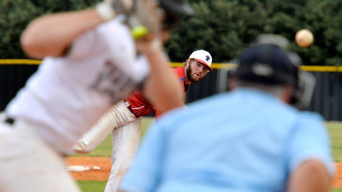 JASON VORHEES/THE TELEGRAPH Warner Robins, GA, 03/16/2016: 
 Veterans pitcher Kyle Parry (9) delivers a pitch to the plate during their game at Houston County Wednesday.
