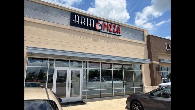 ‘It’s a steal at the price.’ Warner Robins pizzeria up for grabs at $30,000