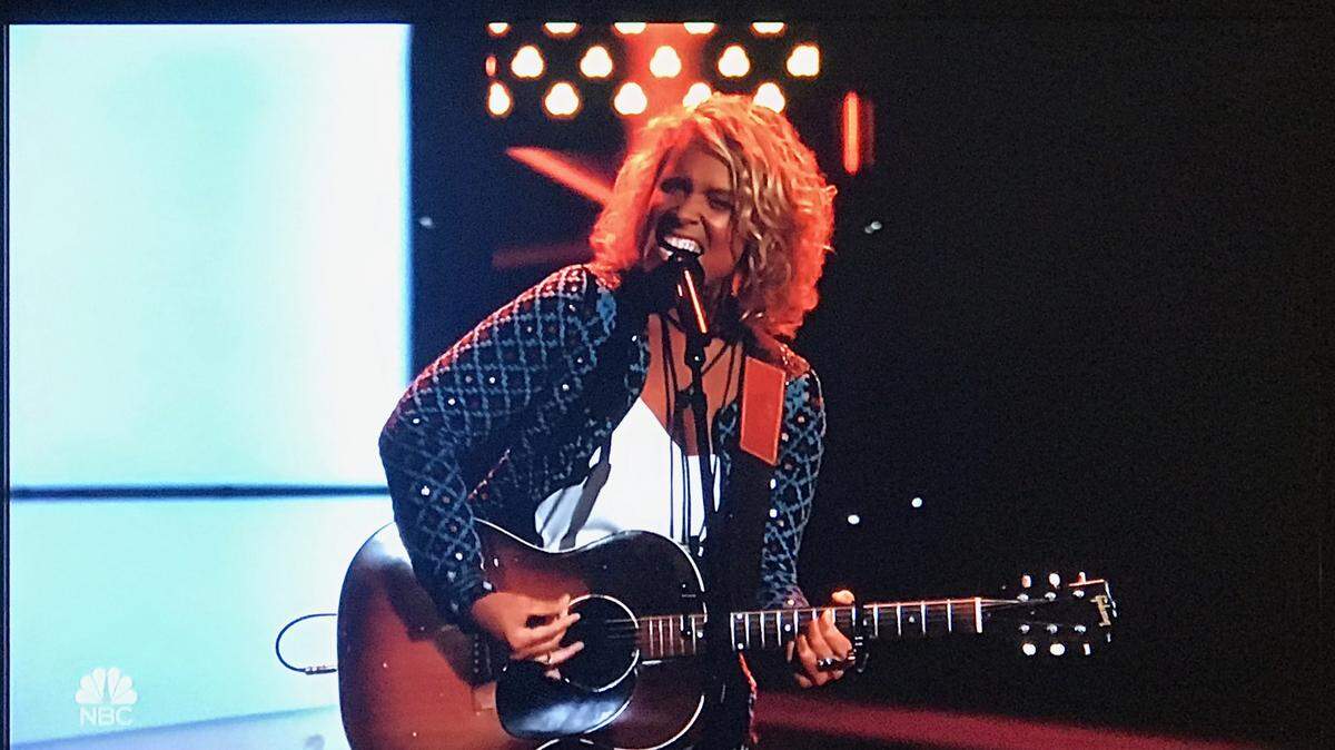 Molly Stevens performs a blind audition on NBC's "The Voice."