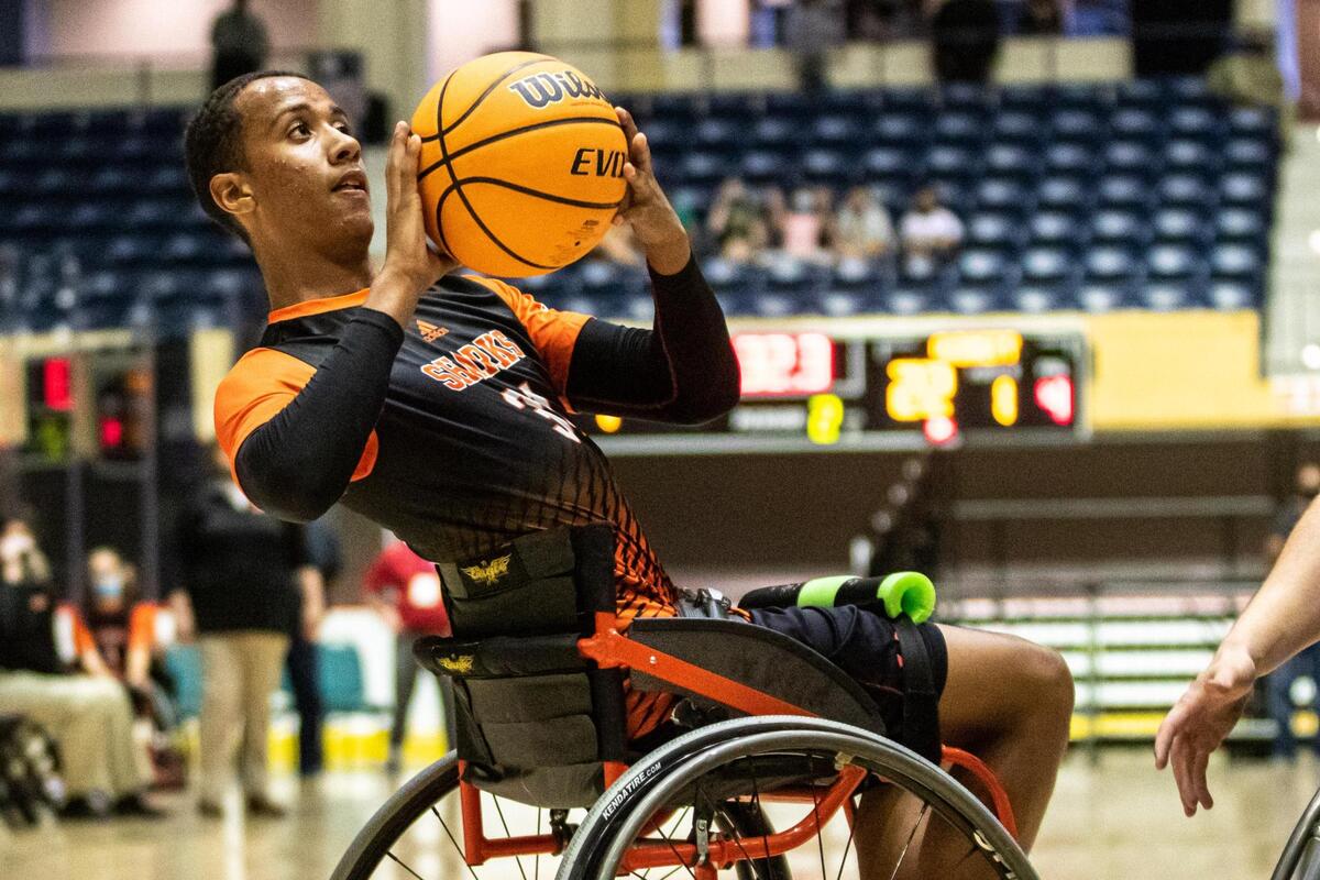 Houston County’s Joe Hall (31) shoots against the Gwinnett Heat in the GHSA Championship March 13.