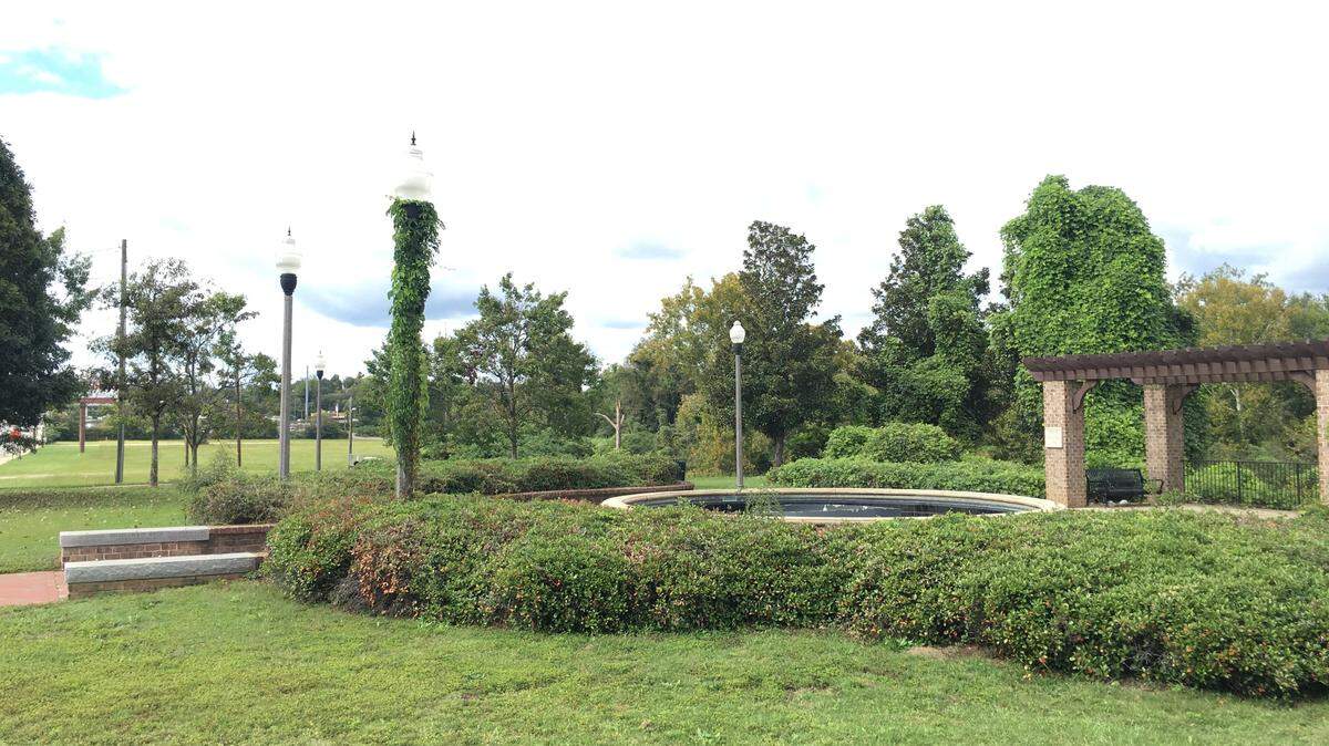 The area from Rotary Park to First Street will house the Barks n’ Beers dog park that is expected to open in March.