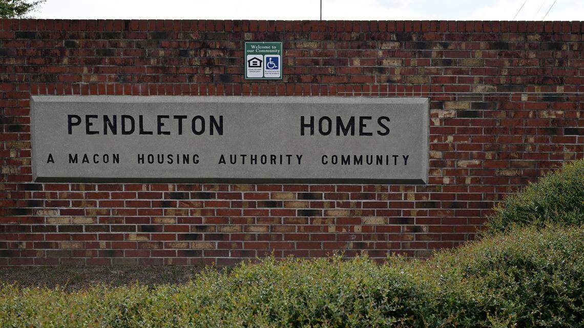 Man dies in shooting at south Macon Pendleton Homes