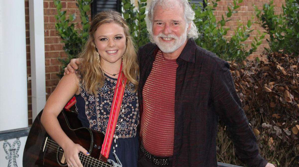 SPECIAL TO THE TELEGRAPH
Maggie Renfroe opened for Chuck Leavell at Idle Hour Country Club in Macon.