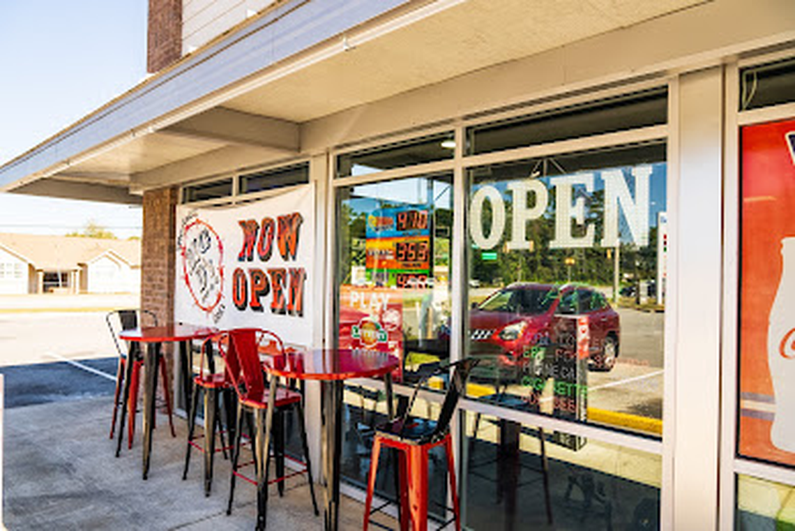 Big D’s Bar-B-Q at 280 Carl Vinson Parkway in Warner Robins.