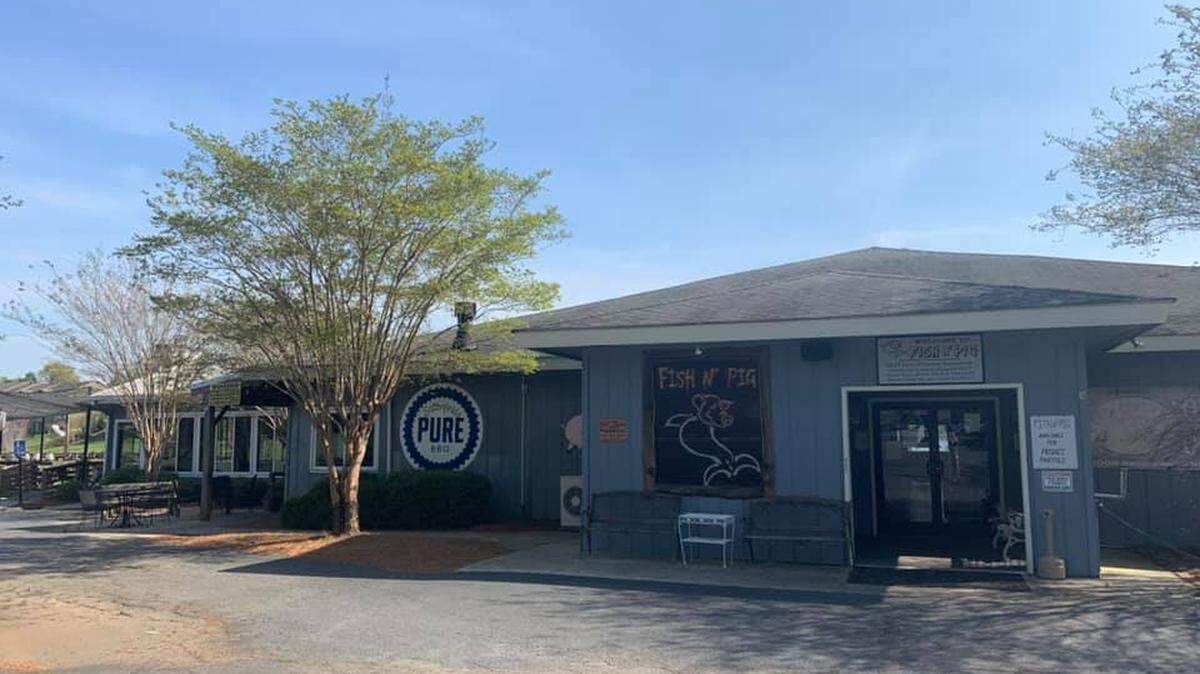 Fish N’ Pig restaurant is located at 6420 Moseley Dixon Road in Macon.
