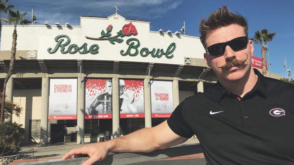 Georgia assistant strength and conditioning coach Aaron Feld is reportedly heading to Oregon.