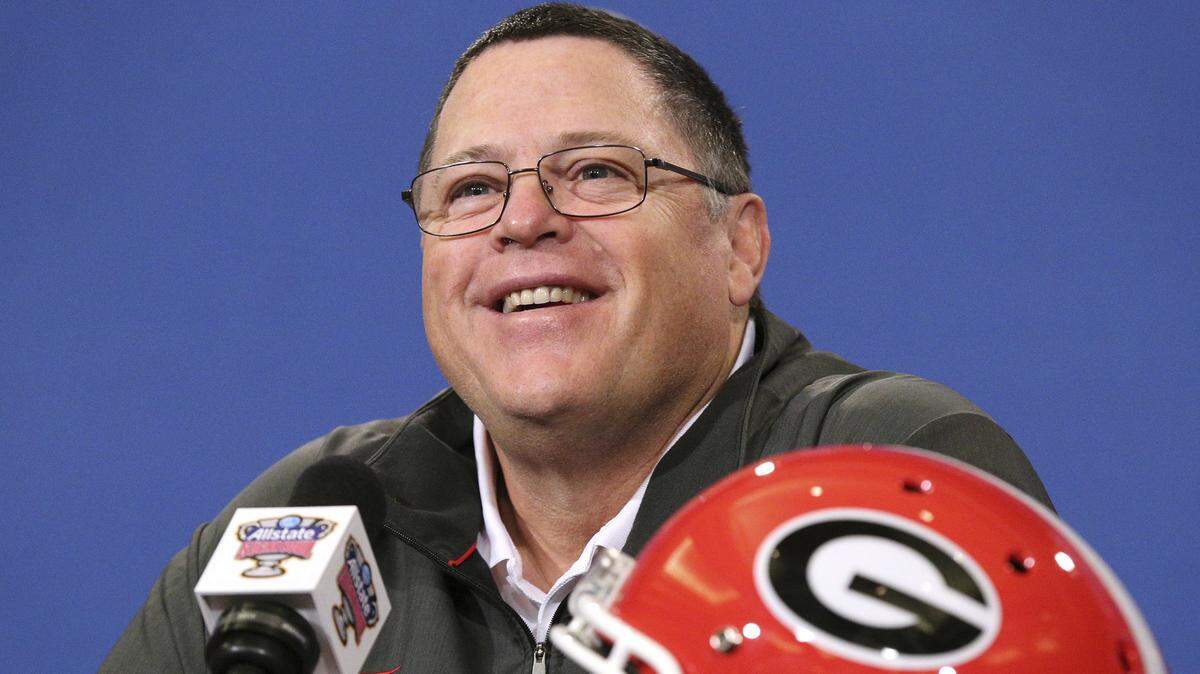 Georgia’s offensive coordinator Jim Chaney takes questions during a news conference for the Sugar Bowl NCAA college football game against Texas on Sunday, Dec 30, 2018, in New Orleans. (Curtis Compton/Atlanta Journal-Constitution via AP)