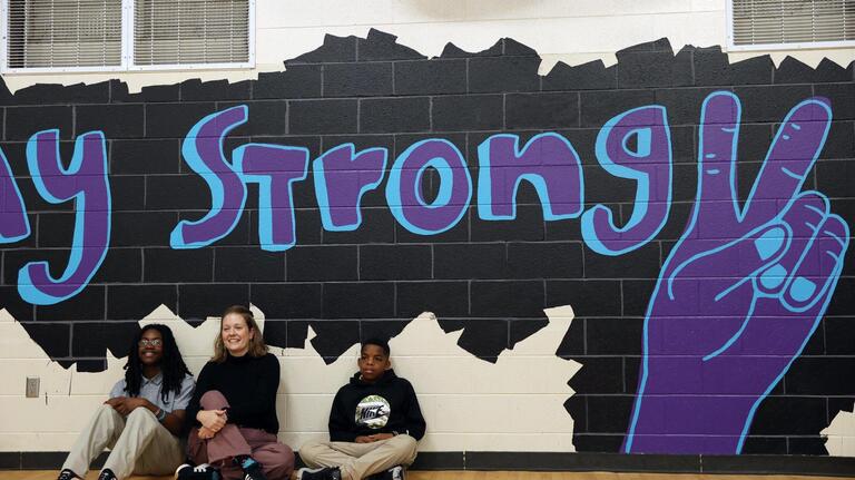 Student artists in Macon ‘beautify’ homeless shelter through crime prevention program