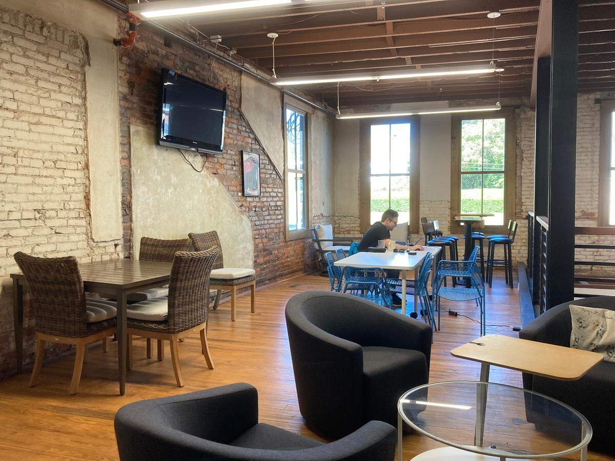 830 High is a new flexible work space is complete with a conference room, telephone booths and access to fresh coffee at 830 High St.