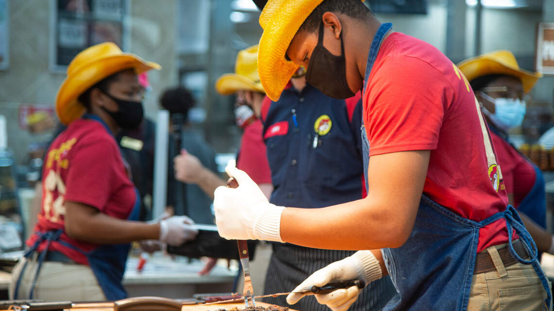 Ready for beaver nuggets? What to know about the Buc-ee’s opening in SC next week