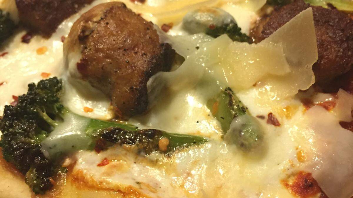 SPECIAL TO THE TELEGRAPH
Pizza with Spicy Sausage and Broccoli will leave you feeling fuller faster than many pizzas because of the protein from the turkey sausage and the fiber from the broccoli.