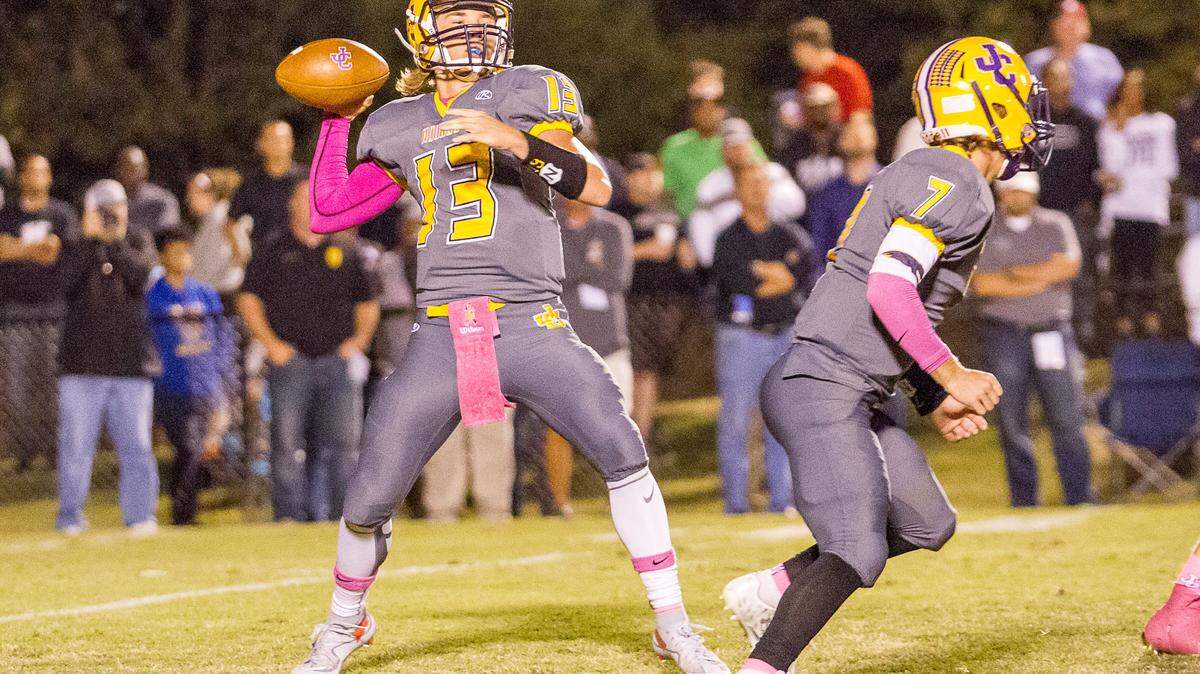 CLAY TEAGUE/FOR THE TELEGRAPH 
 Gray, GA, 10/16/15 
 Jones County's Bradley Hunnicutt passes in the first half of their 2-AAAAA showdown against Houston County.