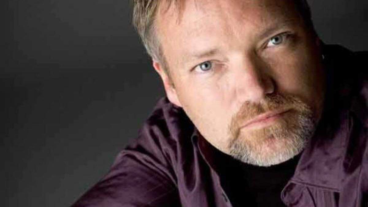 SPECIAL TO THE TELEGRAPHJohn Berry will wrap up his annual Christmas tour with a show Friday night at Macon's Grand Opera House.