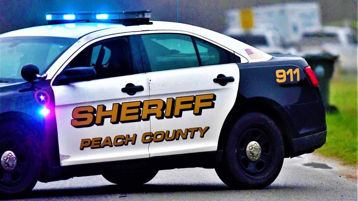 An image of a Peach County sheriff’s patrol car.