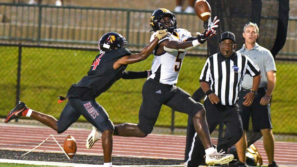 Peach County receiver Skielar Mann, shown here in a Telegraph file photo from the 2022 season, has committed to Ole Miss.