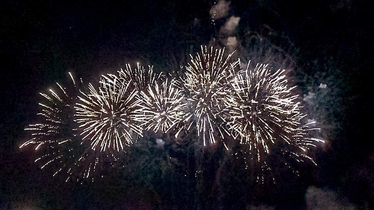 Fireworks are let off during the Independence Day celebration in Warner Robins in this Telegraph file photo.